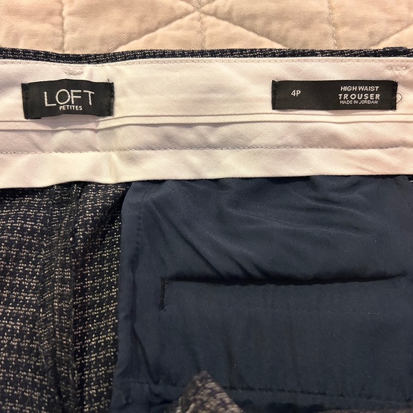 Ann Taylor Loft Petite Low Rise Straight Leg Trousers - Picture 4 of 9